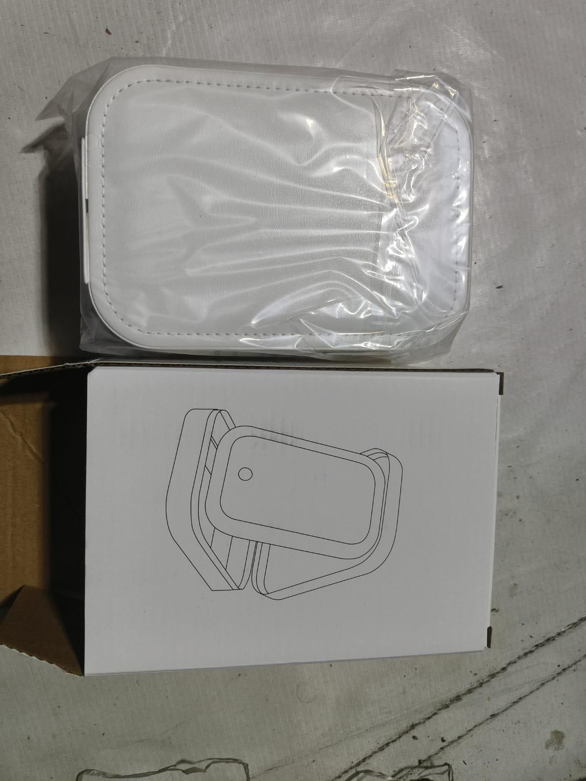 Portable Jewelry Case with LED Mirror